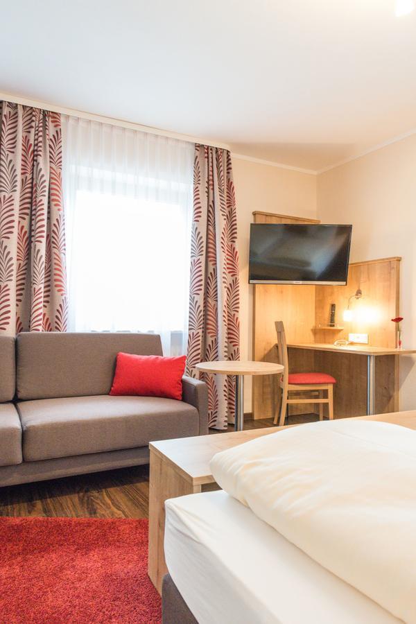 Hotel Gasthof Hainzinger Einsbach Eksteriør billede
