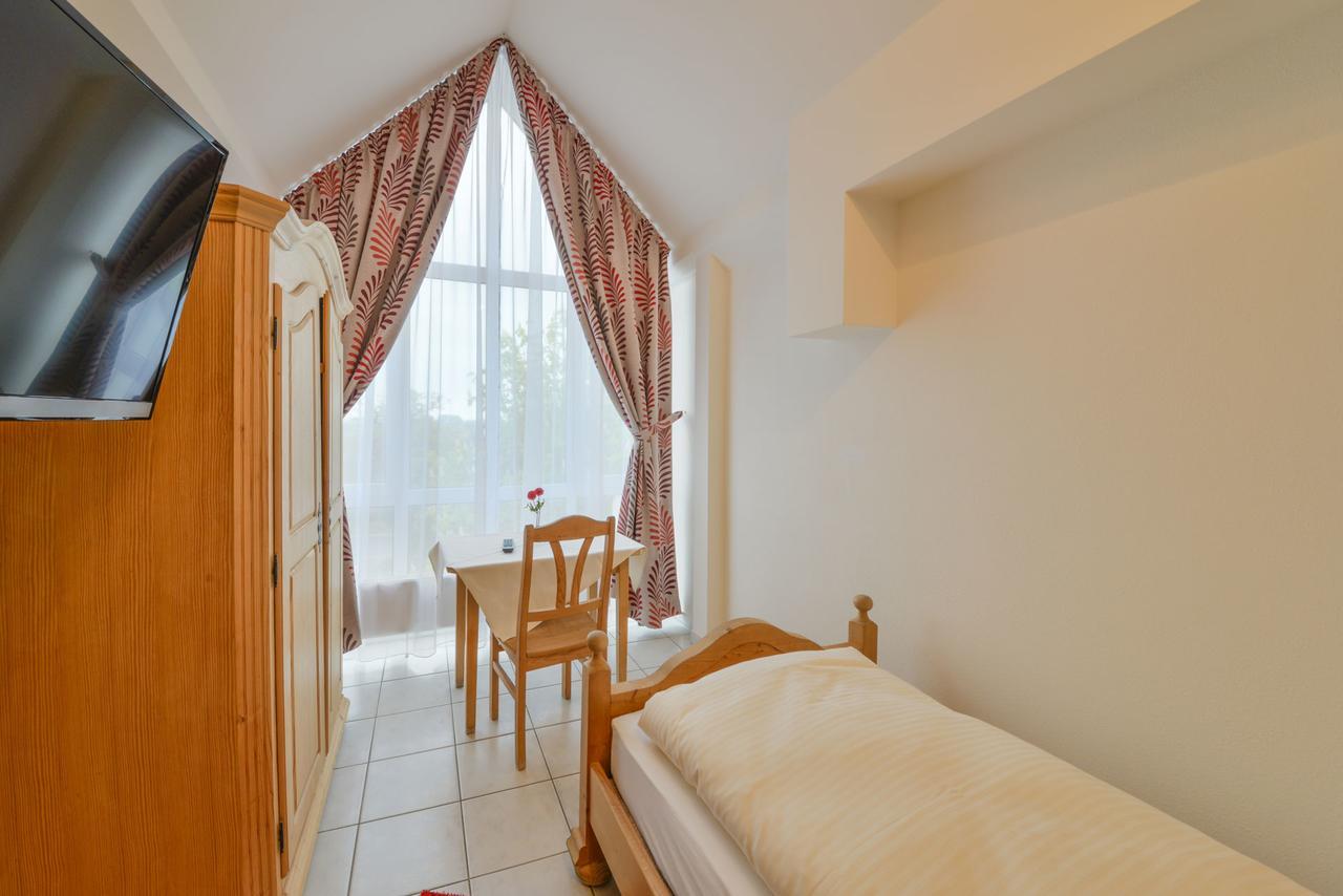 Hotel Gasthof Hainzinger Einsbach Eksteriør billede